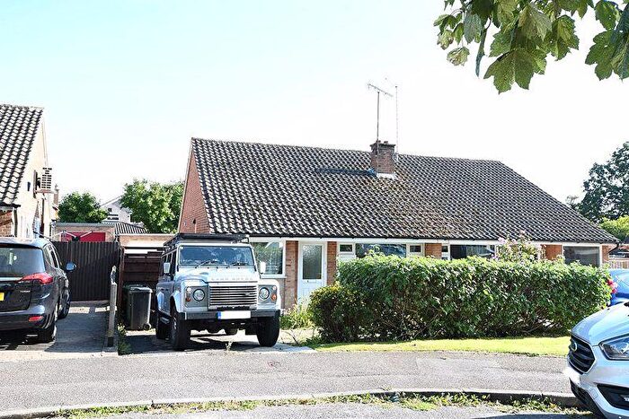 3 Bedroom Bungalow To Rent In Abingdon Road, Barming, ME16