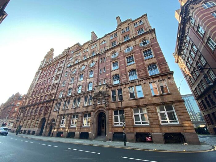 2 Bedroom Apartment To Rent In Lancaster House, Whitworth Street, Manchester, M1