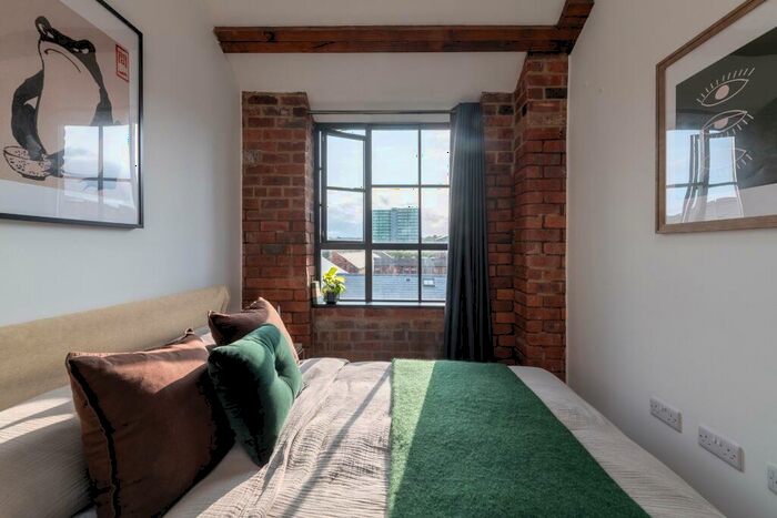 2 Bedroom Apartment To Rent In Milton Street, Sheffield, S3