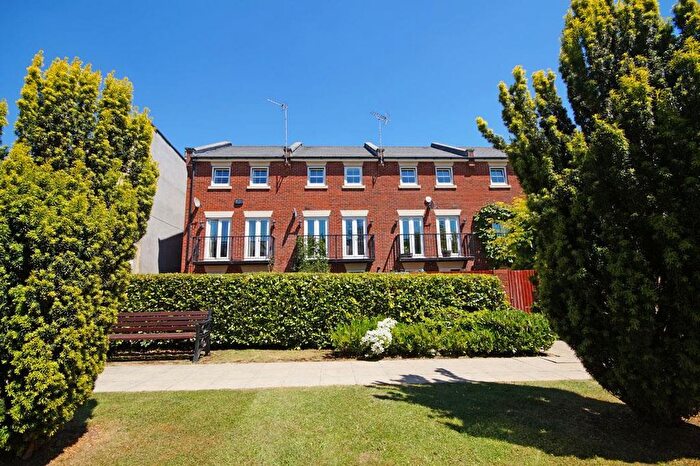 3 Bedroom Terraced House To Rent In Town Centre, Cheltenham, GL50
