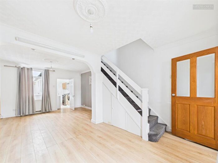 2 Bedroom Semi-Detached House To Rent In Dogsthorpe Road, Peterborough, PE1