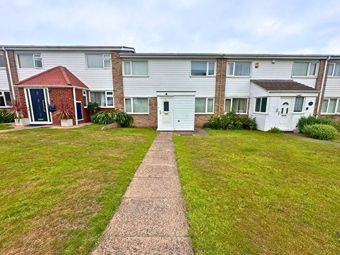 3 Bedroom Terraced House For Sale In Lundy View, Birmingham, B36