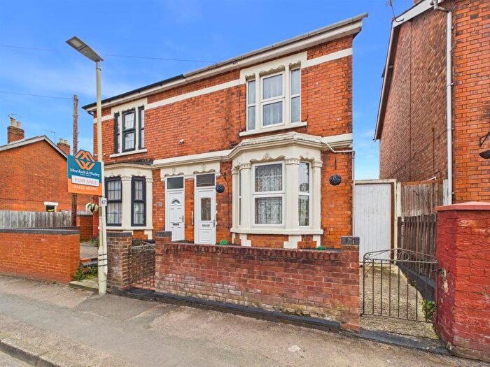 3 Bedroom Semi Detached House For Sale In Conduit Street, Gloucester, GL1
