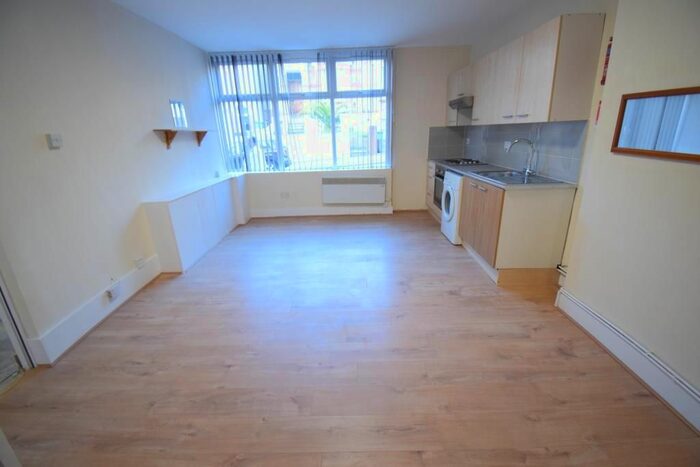 Studio To Rent In Charlton Church Lane, London, SE7