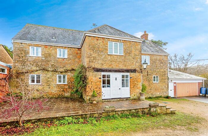 4 Bedroom Farm House To Rent In Uploders, Bridport, DT6