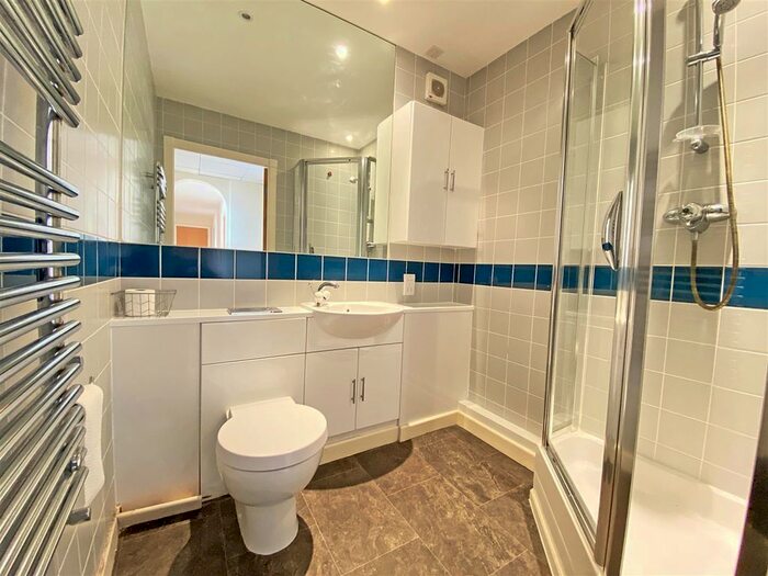 2 Bedroom Flat To Rent In Mariners Wharf, Liverpool, L3