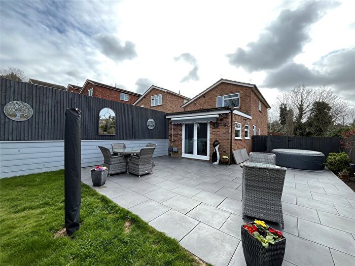 3 Bedroom Detached House For Sale In Scotby Avenue, Walderslade, Kent, ME5