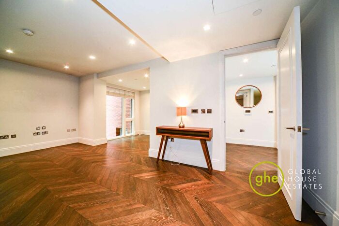 2 Bedroom Flat To Rent In E Kidderpore Avenue, Hampstead, London, NW3