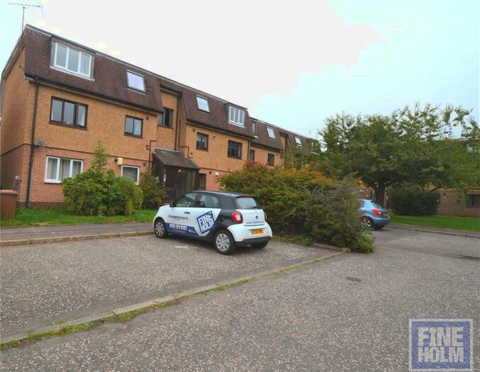 2 Bedroom Flat To Rent In Double Hedges Park, Edinburgh, EH16