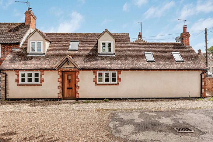 2 Bedroom Semi-Detached House For Sale In Stanford In The Vale, Oxfordshire, SN7