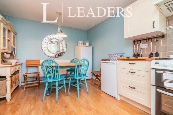 2 Bedroom End Of Terrace House To Rent In Hillman Grove, B36