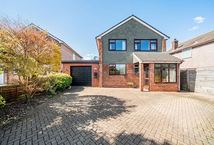 4 Bedroom Detached House For Sale In Stanford Close, Frampton Cotterell, Bristol, Gloucestershire, BS36