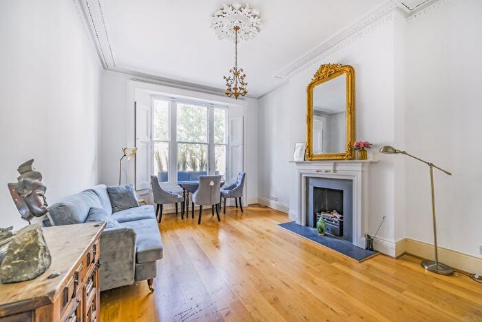 1 Bedroom Flat To Rent In Redcliffe Road, London, SW10