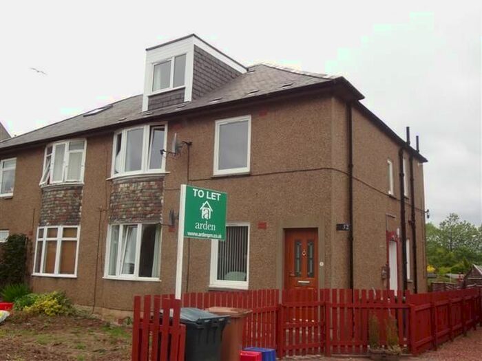 3 Bedroom Flat To Rent In Colinton Mains Loan, Edinburgh, EH13