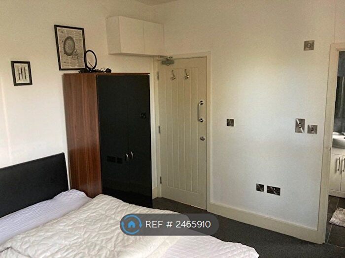 Studio To Rent In Lea Road, Wolverhampton, WV3