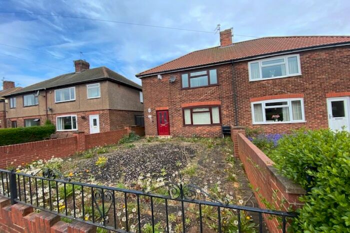 2 Bedroom Semi-Detached House To Rent In Chiltern Road, Goole, East Yorkshire, DN14