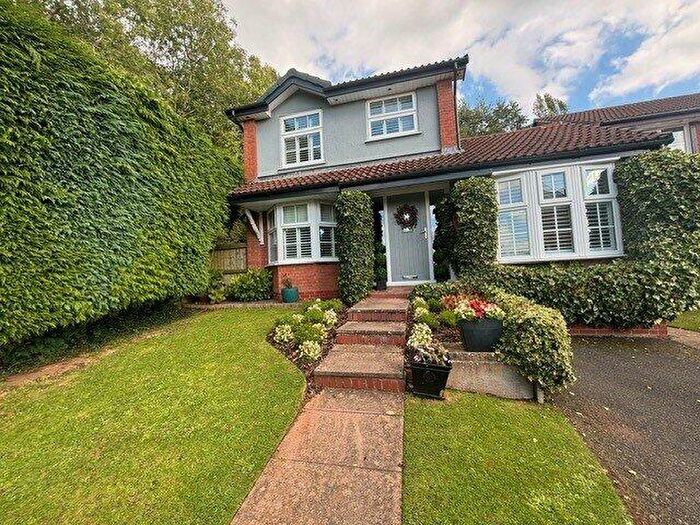 3 Bedroom House To Rent In Badger Way, Blackwell, Bromsgrove, Worcestershire, B60