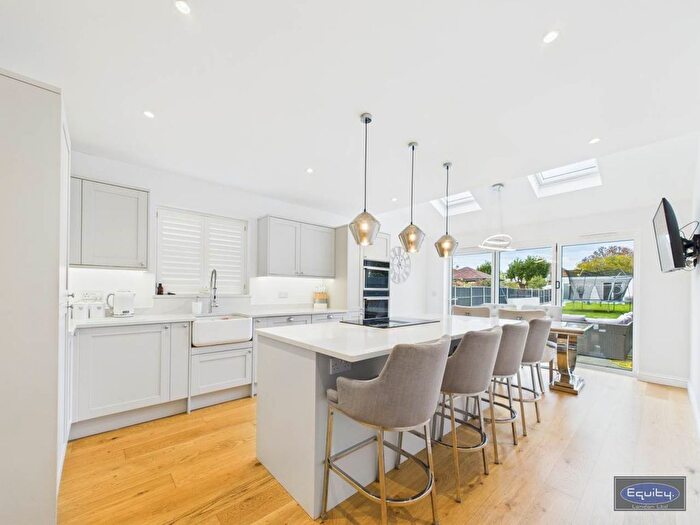 3 Bedroom Property To Rent In Charmouth Road, Welling, Kent, DA16