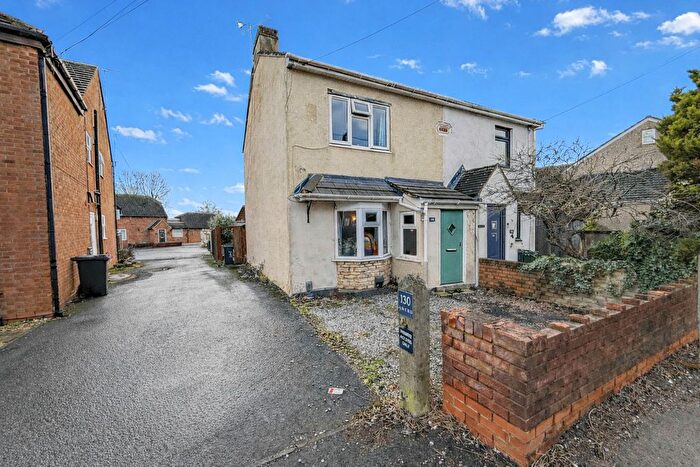 2 Bedroom Semi-Detached House For Sale In Beechcroft Road, Swindon, SN2