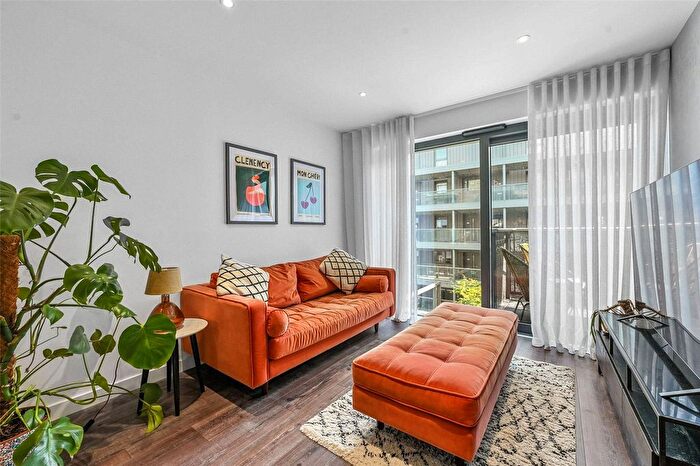 1 Bedroom Flat To Rent In Curie House, Wallis Road, Hackney, E9