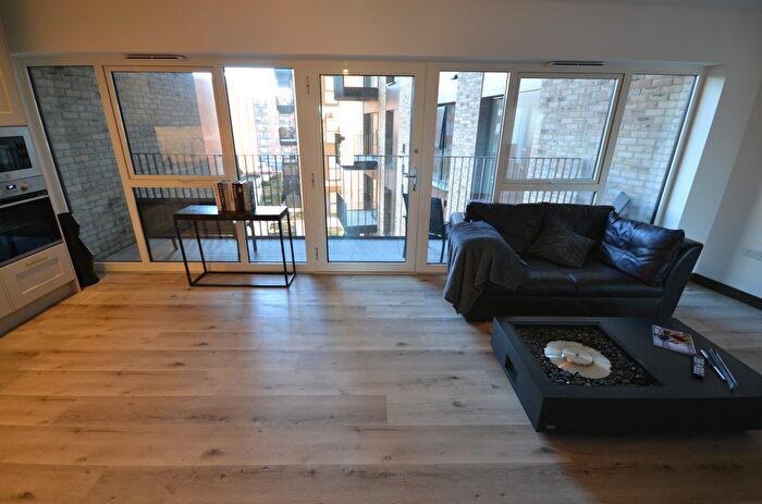 2 Bedroom Flat For Sale In London Road, Barking, IG11