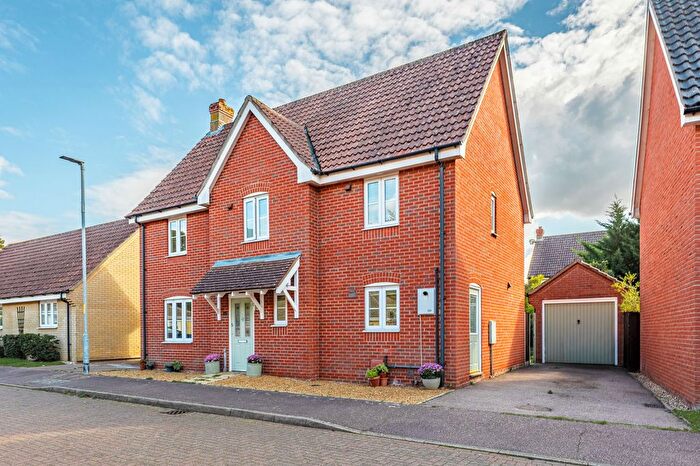 4 Bedroom Detached House For Sale In Peacock Close, Easton, Norwich, NR9