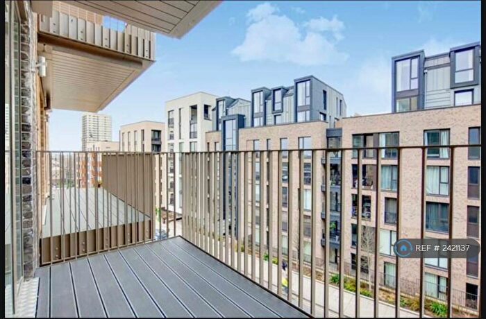 1 Bedroom Flat To Rent In Wenborn Building, London, E15