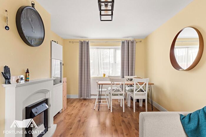 3 Bedroom Terraced House For Sale In Nicholls Field, Harlow, CM18