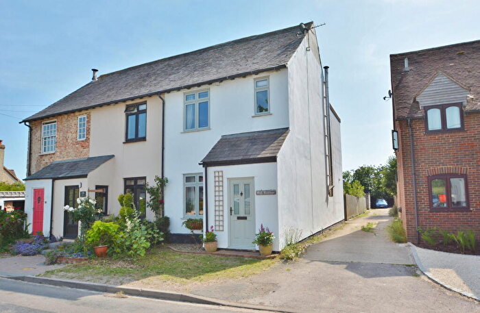 3 Bedroom End Of Terrace House For Sale In High Street, Tetsworth, OX9