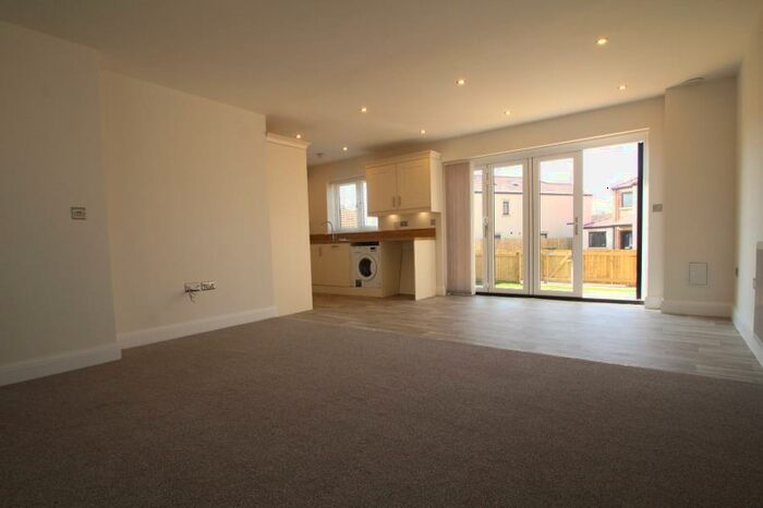 3 Bedroom Terraced House To Rent In Deighton Road, Wetherby, LS22