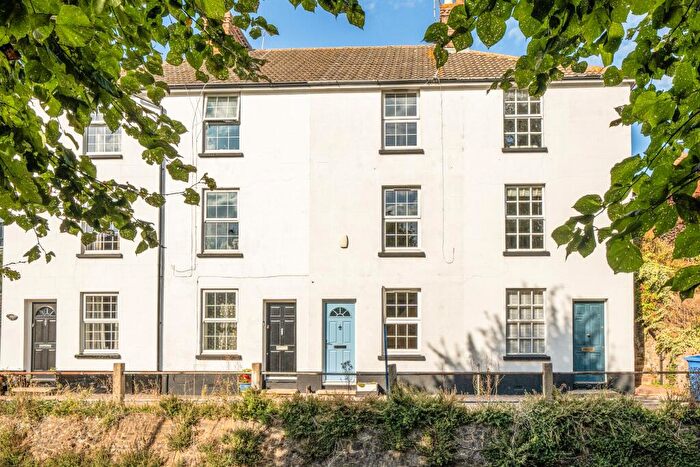 3 Bedroom Terraced House For Sale In The Street, Faversham, ME13