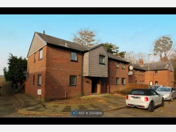 1 Bedroom Flat To Rent In Somercoates Close, Barnet, EN4