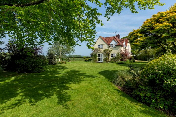 4 Bedroom Detached House For Sale In Holt End Lane, Bentworth, GU34