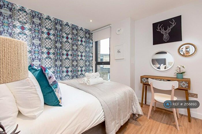 1 Bedroom Flat To Rent In King's Stables Road, Edinburgh, EH1