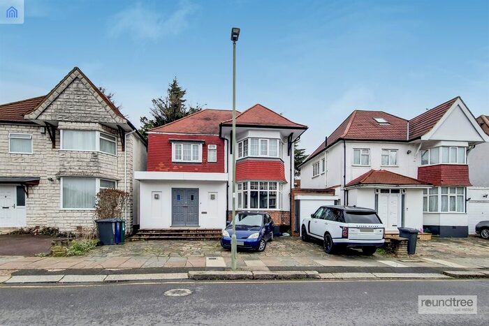 5 Bedroom Detached House To Rent In Alderton Crescent, Hendon, NW4