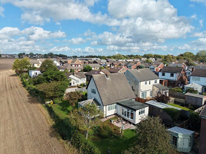3 Bedroom Detached House For Sale In Norbury Avenue, Billinge, WN5