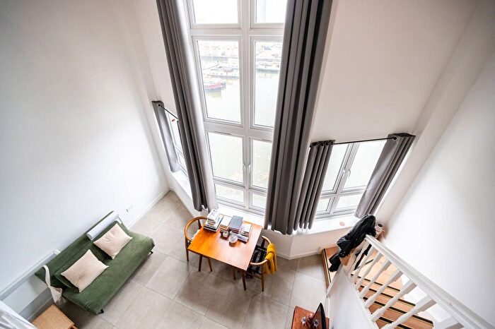 1 Bedroom Flat To Rent In Finland Street, Canada Water, London, SE16