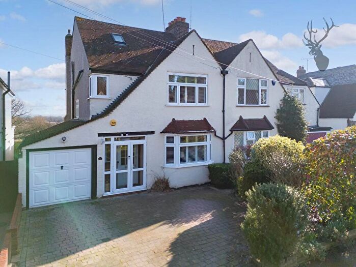 4 Bedroom House For Sale In Dukes Avenue, Theydon Bois, CM16