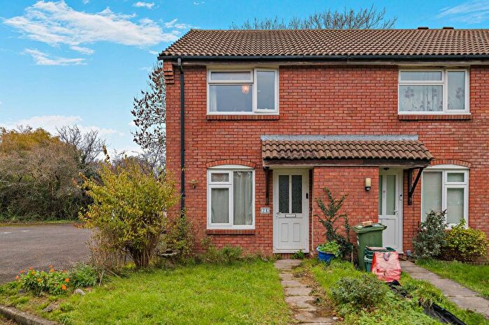2 Bedroom Terraced House For Sale In Newlands Green, Clevedon, BS21