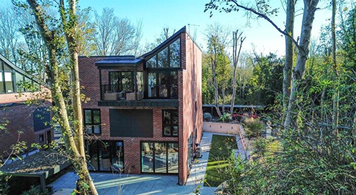 4 Bedroom Detached House For Sale In Wilderness Grove, Stanstead Abbotts, SG12