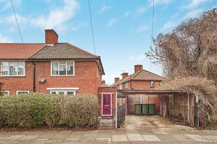 2 Bedroom Semi Detached House For Sale In Prince Henry Road, Charlton, SE7