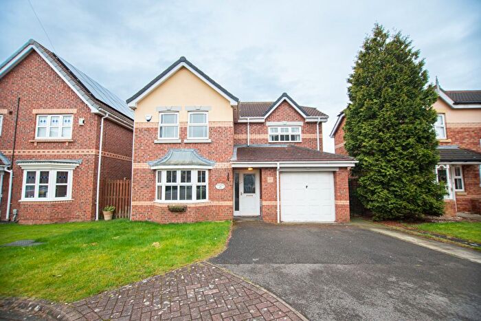 4 Bedroom Detached House To Rent In Tollymore Park, Kingswood, Hull, HU7