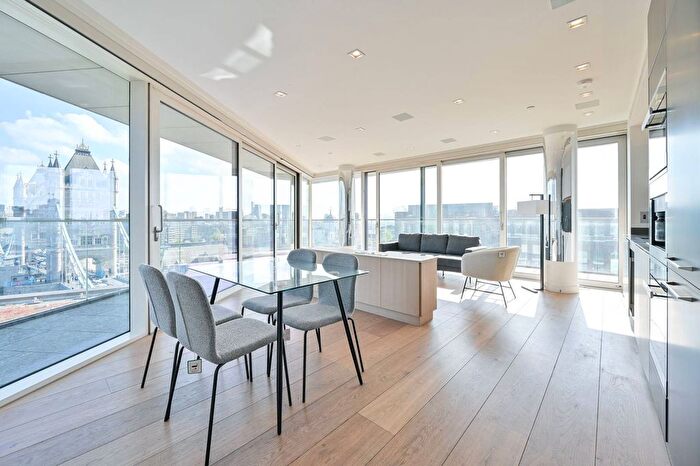 2 Bedroom Flat For Sale In Duchess Walk, London Bridge, London, SE1