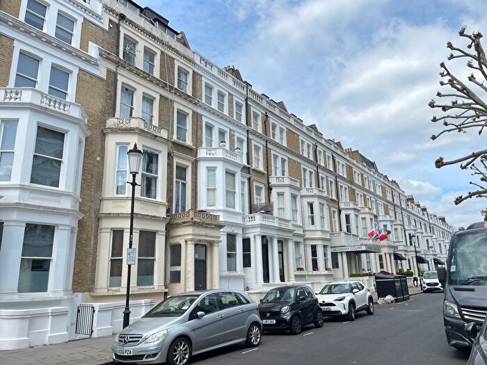 1 Bedroom Flat To Rent In Penywern Road, Penywern Road Earls Court, London, SW5