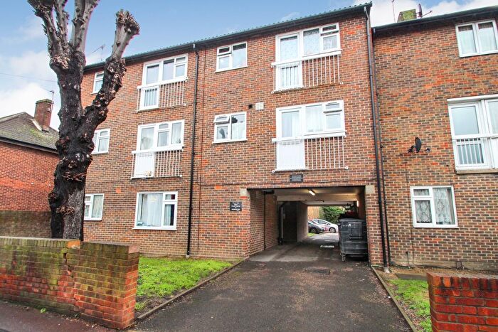 1 Bedroom Studio To Rent In Dames Road, London, Forest Gate, London, E7