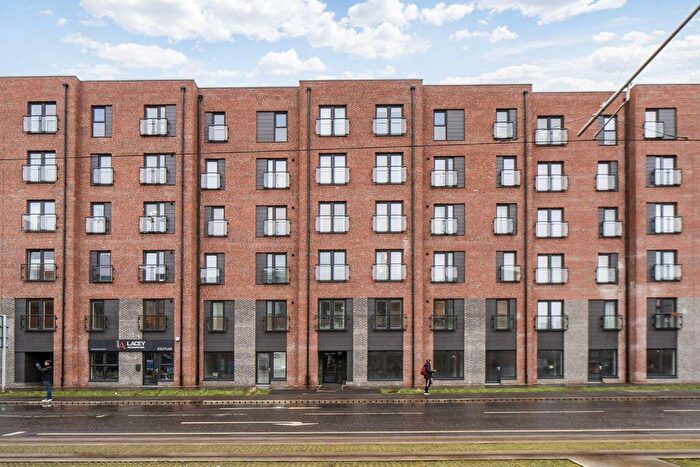 3 Bedroom Flat For Sale In Flat, Ocean Drive, Edinburgh, EH6