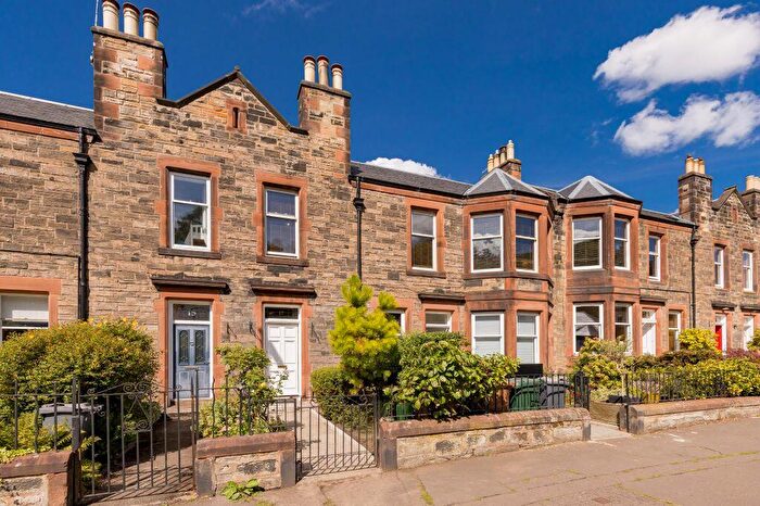4 Bedroom Flat For Sale In Charterhall Road, Blackford, EH9