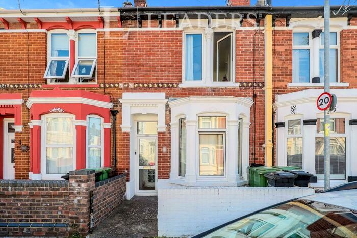 3 Bedroom Terraced House To Rent In Beaulieu Road, PO2