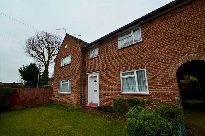 2 Bedroom Detached House To Rent In Anslow Gardens, Iver, Buckinghamshire, SL0