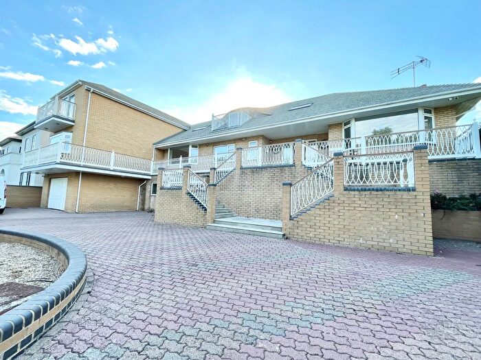 6 Bedroom Detached House To Rent In North Foreland Avenue, Broadstairs, Kent, CT10